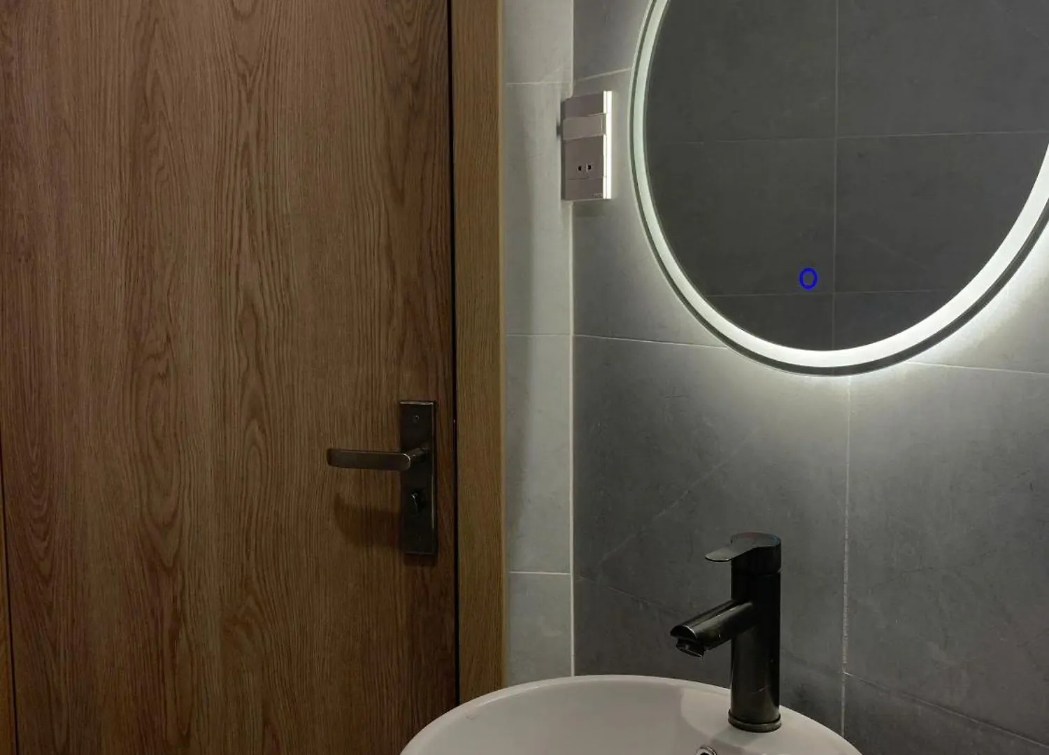 Diamond Sea Hotel Вунгтау 2*,